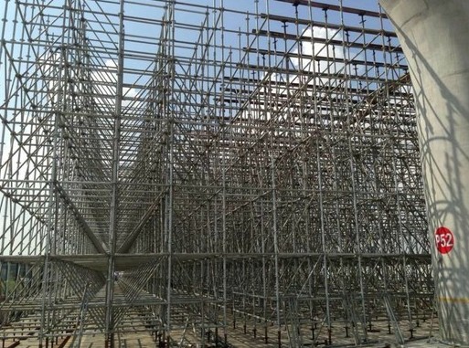 【蘇州腳手架搭拆廠家】不牢固、不穩(wěn)定★通通不要