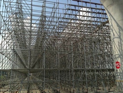 蘇州腳手架搭拆廠家★搭建注意事項(xiàng)●非同小可！